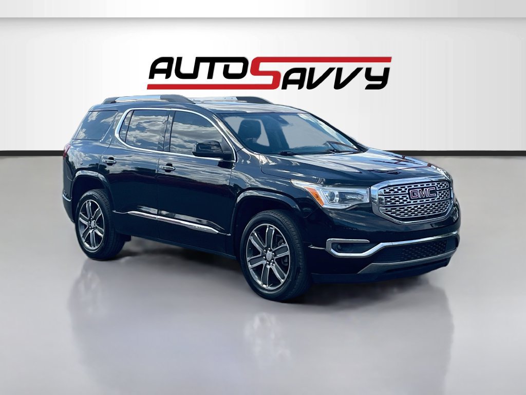 Used 2019 GMC Acadia Denali w/ Technology Package FWD image 1