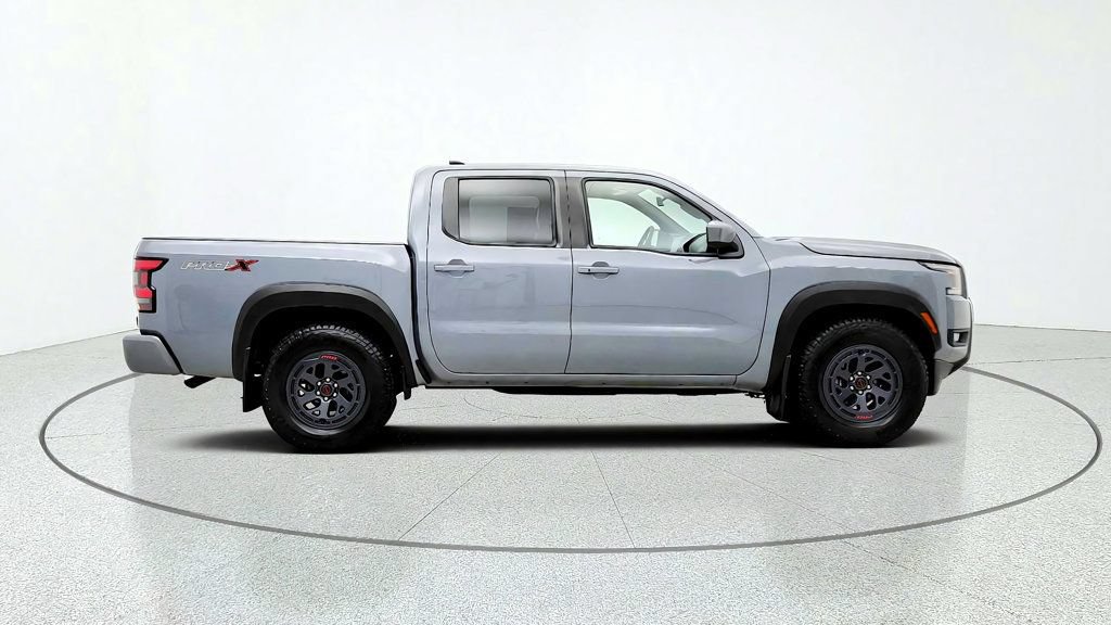 Used 2025 Nissan Frontier Pro-X RWD image 4