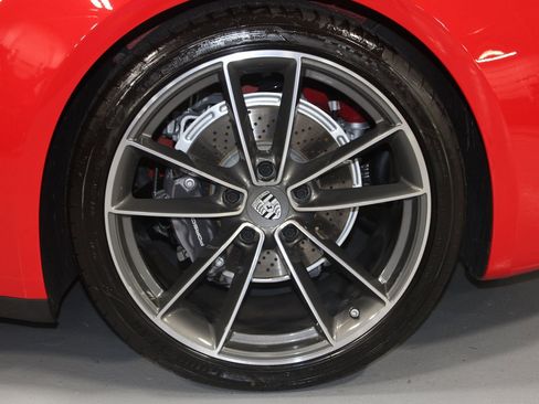 Certified 2024 Porsche 911 Carrera image 11