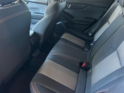 Used 2021 Subaru Crosstrek 2.0i Premium w/ Moonroof Package AWD/4WD image 12
