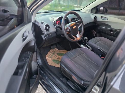 Used 2014 Chevrolet Sonic LT FWD image 23