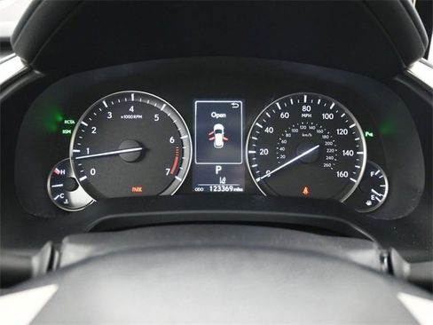 Used 2017 Lexus RX 350 AWD w/ Premium Package image 29
