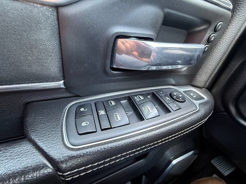 Used 2021 RAM 2500 Laramie AWD/4WD image 19