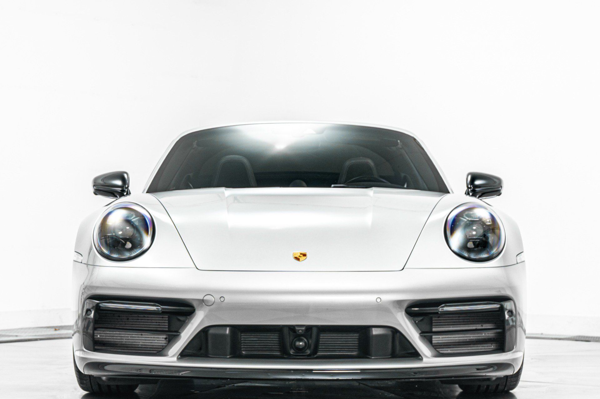 Used 2022 Porsche 911 Targa 4 GTS AWD/4WD image 4