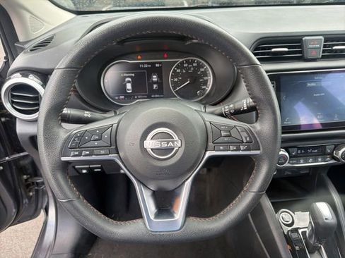 Used 2024 Nissan Versa SR FWD image 19