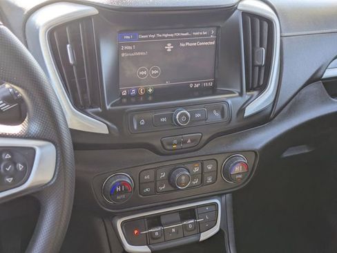 Used 2024 GMC Terrain SLE w/ Driver Convenience Package image 20