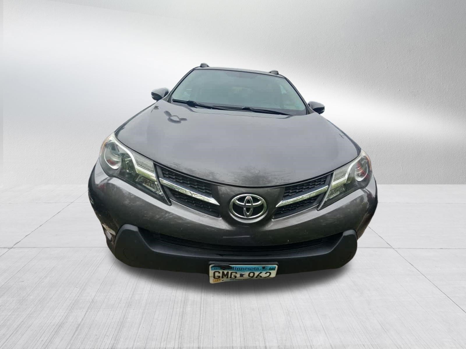 Used 2014 Toyota RAV4 XLE FWD image 2