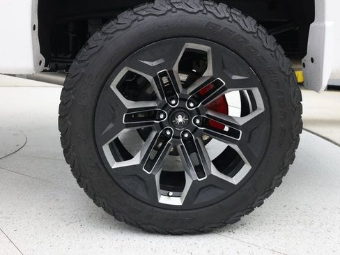 Used 2022 Chevrolet Silverado 1500 RST w/ Safety Package image 6