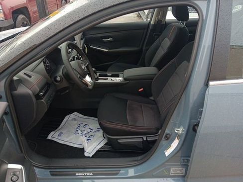 New 2025 Nissan Sentra SR image 21