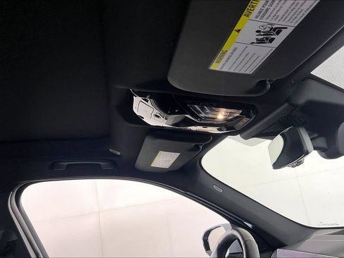 Used 2025 BMW X3 xDrive30i AWD/4WD image 21