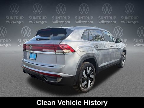 Used 2024 Volkswagen Atlas Cross Sport SE FWD image 5