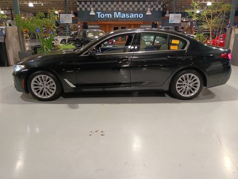 Certified 2023 BMW 530i xDrive w/ Convenience Package AWD/4WD image 17