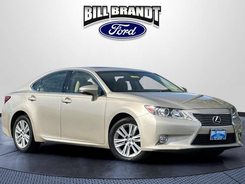 Used 2015 Lexus ES 350 w/ Premium Package FWD image 1