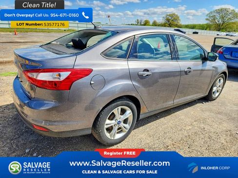 Used 2014 Ford Focus SE FWD image 4