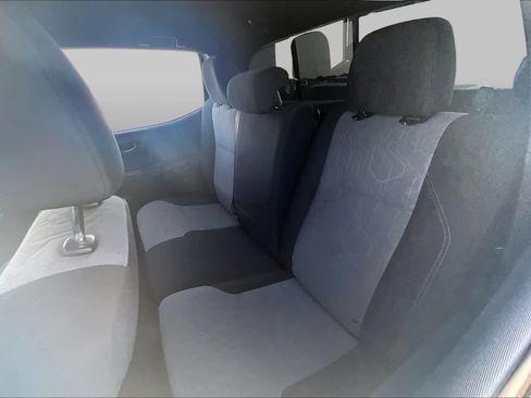 Used 2021 Toyota Tacoma TRD Sport w/ Technology Package RWD image 19
