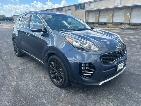 Used 2018 Kia Sportage EX w/ EX Sport Appearance Package FWD image 3
