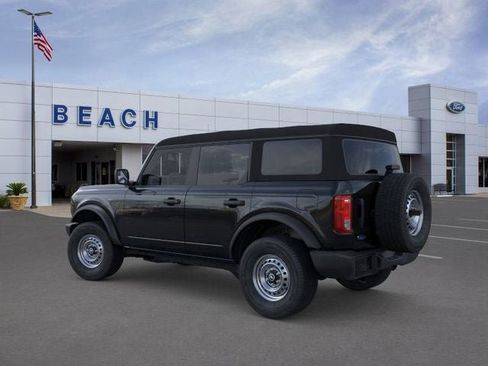 New 2025 Ford Bronco 4-Door image 4