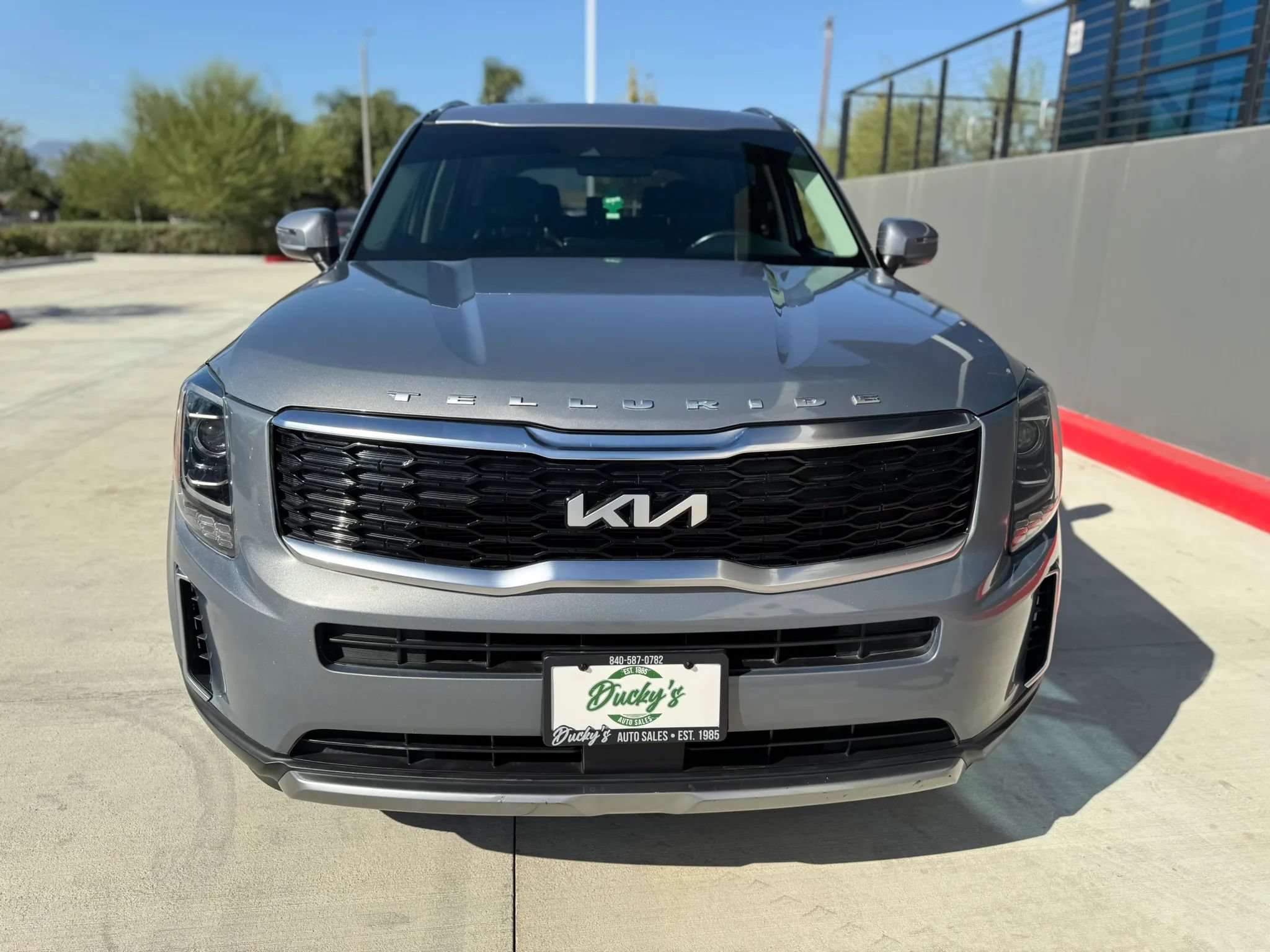 Used 2022 Kia Telluride S FWD image 9