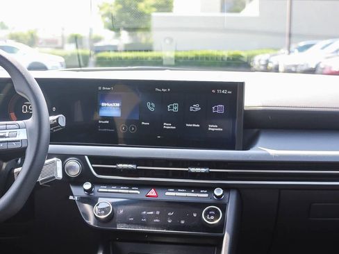 Certified 2025 Hyundai Sonata SEL image 17