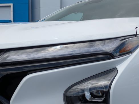 New 2026 Chevrolet Trax LT FWD image 30