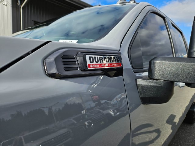 Used 2024 GMC Sierra 2500 AT4 w/ Technology Package AWD/4WD image 11