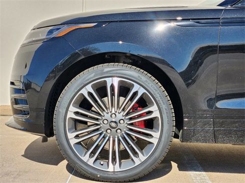 New 2025 Land Rover Range Rover Velar Dynamic SE image 9