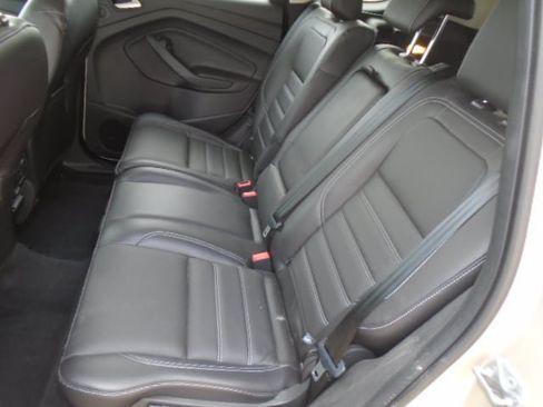 Used 2017 Ford Escape Titanium AWD/4WD image 3