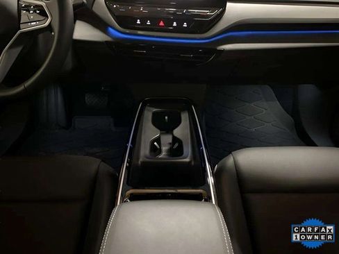 Used 2023 Volkswagen ID.4 Pro S Plus image 13