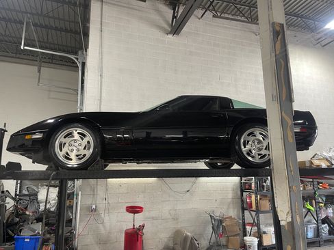 Used 1990 Chevrolet Corvette ZR-1 RWD image 77