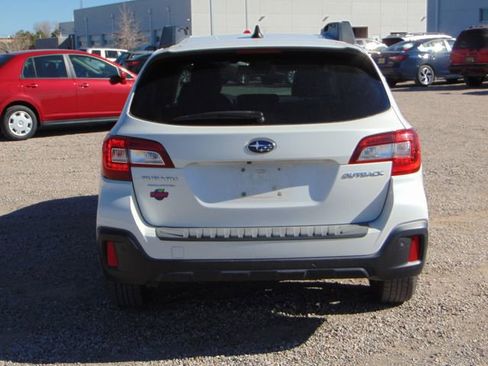 Used 2019 Subaru Outback 2.5i Limited image 5