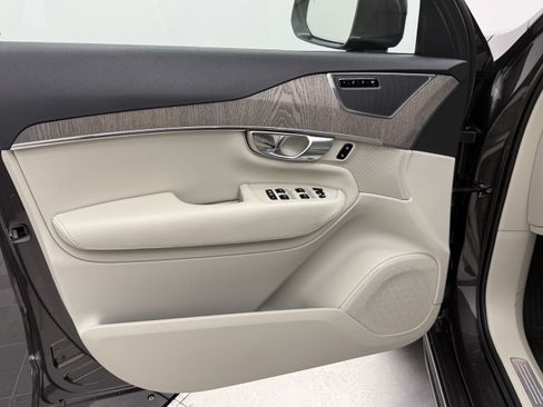 Certified 2023 Volvo XC90 B6 Plus w/ Protection Package Premier AWD/4WD image 10