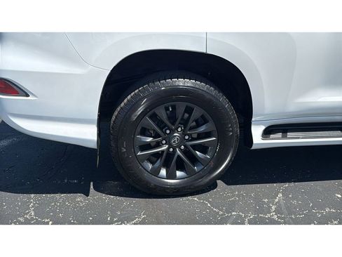 Used 2023 Lexus GX 460 Premium AWD/4WD image 13