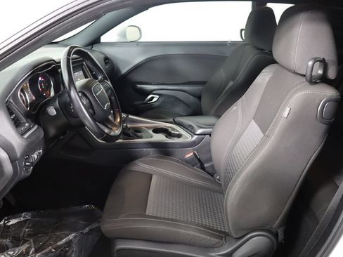 Used 2021 Dodge Challenger SXT RWD image 14