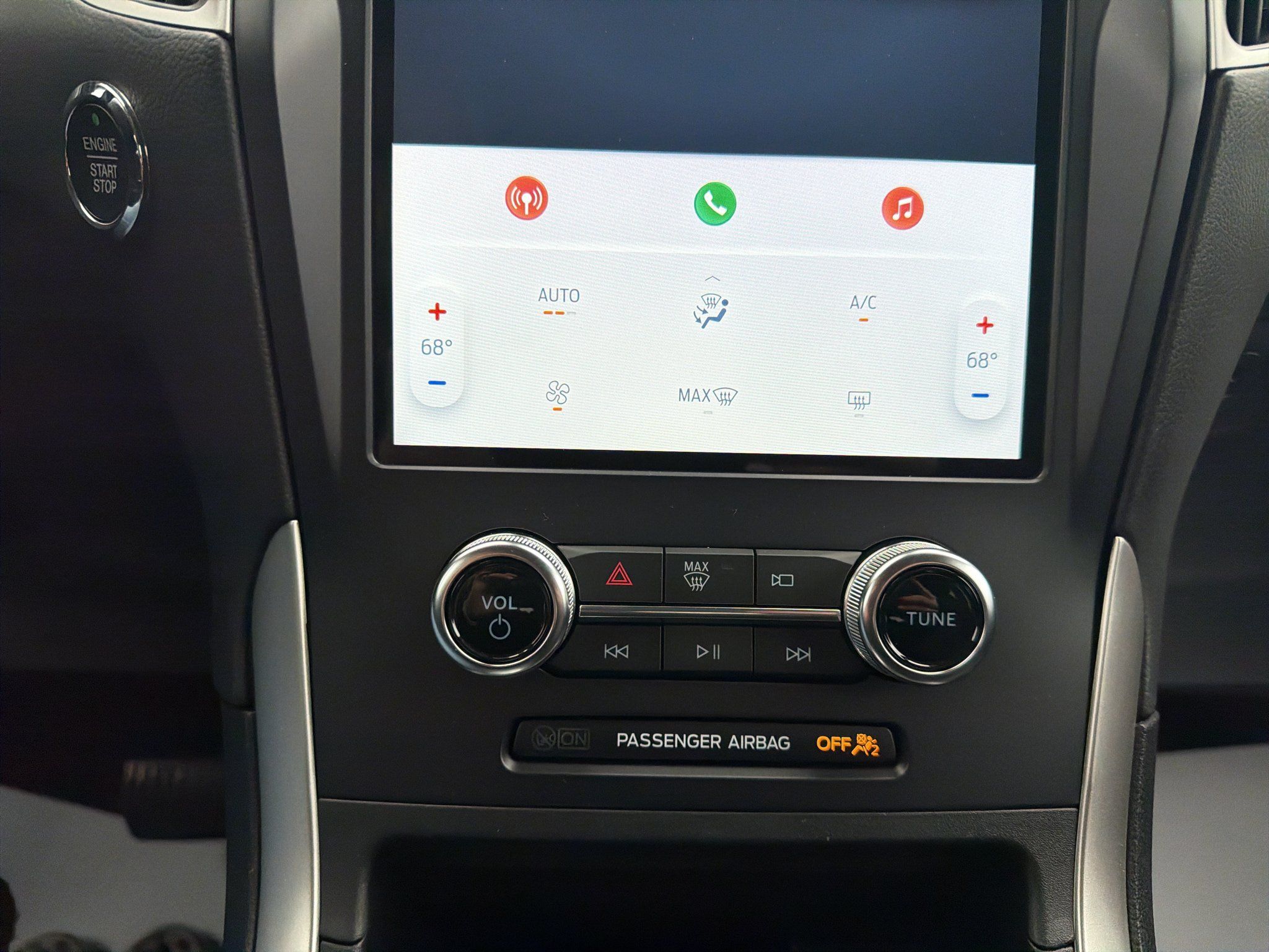 Used 2023 Ford Edge SE w/ Black Appearance Package AWD/4WD image 18