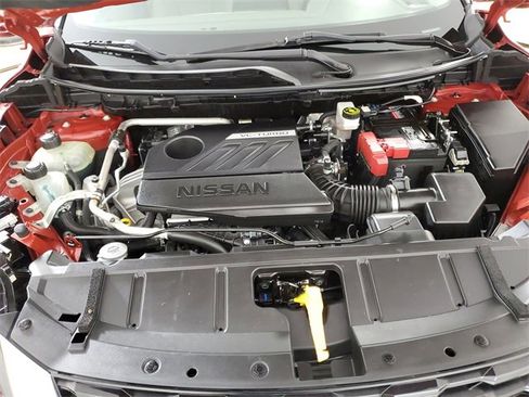 Used 2022 Nissan Rogue SV image 6