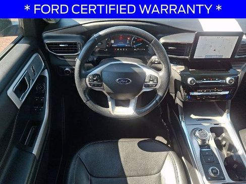 Certified 2022 Ford Explorer Limited AWD/4WD image 13