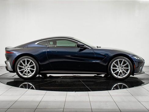 Used 2020 Aston Martin V8 Vantage Coupe image 11