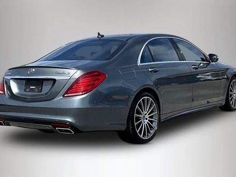 Used 2017 Mercedes-Benz S 550 Sedan image 5