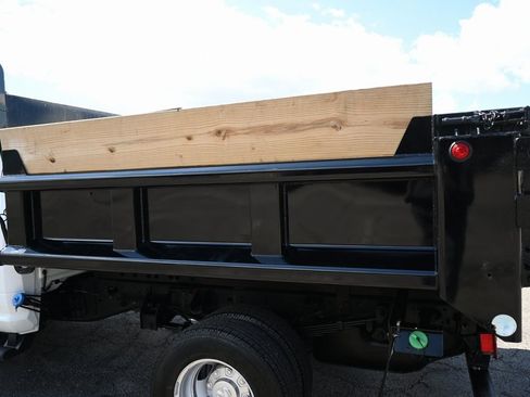 Used 2024 RAM 3500 Tradesman image 14