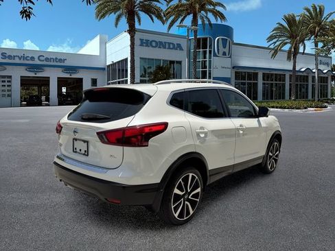 Used 2018 Nissan Rogue Sport SL FWD image 8