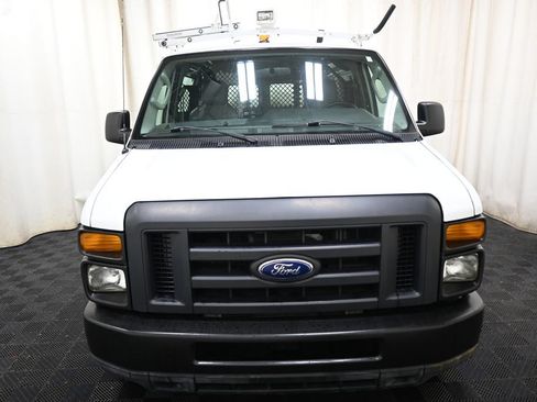 Used 2014 Ford E-150 and Econoline 150 RWD image 4