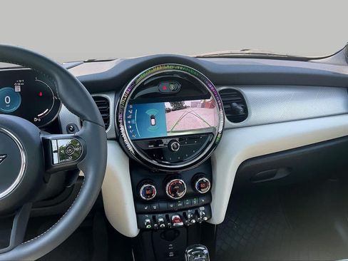 Used 2024 MINI Cooper S FWD image 6