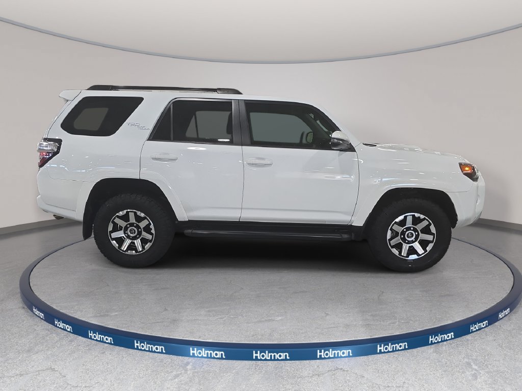 Used 2024 Toyota 4Runner TRD Off-Road Premium w/ Moonroof Package AWD/4WD image 5