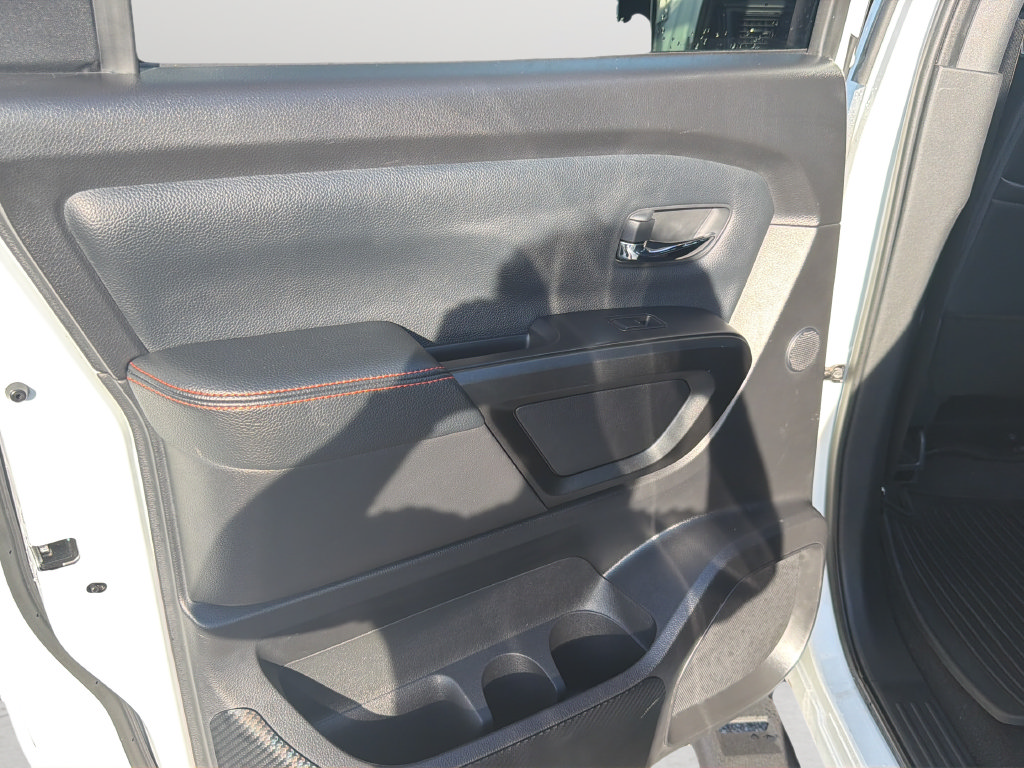 Used 2021 Nissan Titan PRO-4X w/ Pro-4x Convenience Package AWD/4WD image 34