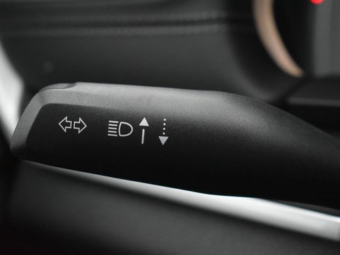 New 2026 Jeep Grand Cherokee Altitude image 24