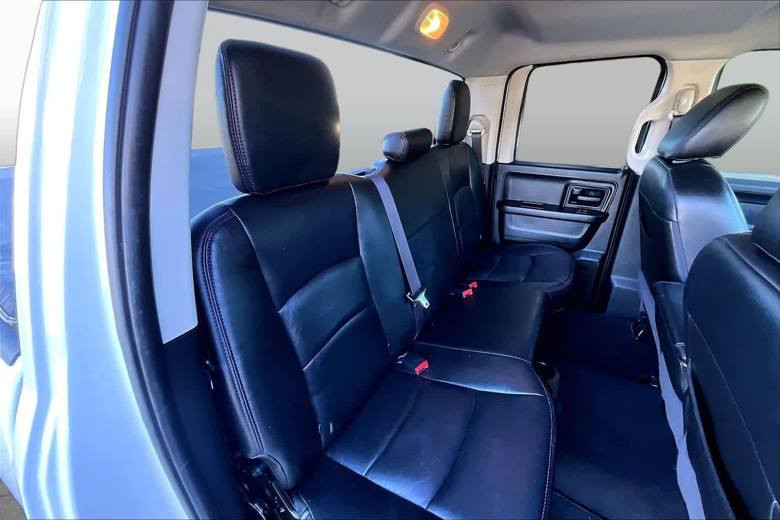 Used 2017 RAM 1500 Express w/ Express Value Package AWD/4WD image 20