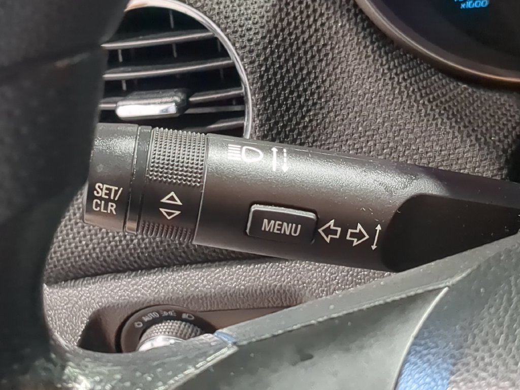 Used 2016 Chevrolet Cruze LT FWD image 31