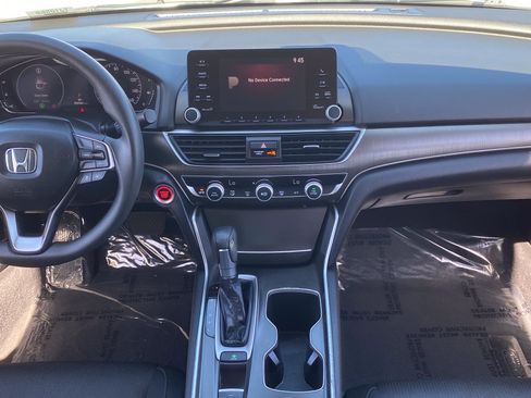 Used 2018 Honda Accord LX image 13