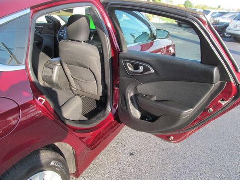 Used 2016 Chrysler 200 Limited w/ Anniversary Edition image 20