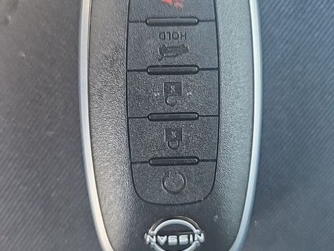 Used 2025 Nissan Pathfinder SV AWD/4WD image 42